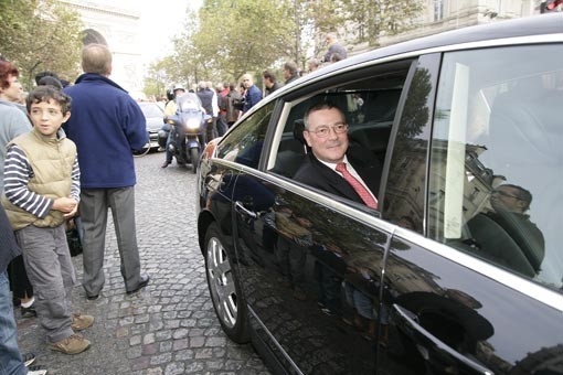 DS 50 ans Défilé Monsieur Satinet (DG de Citroën) dans la C6 officielle